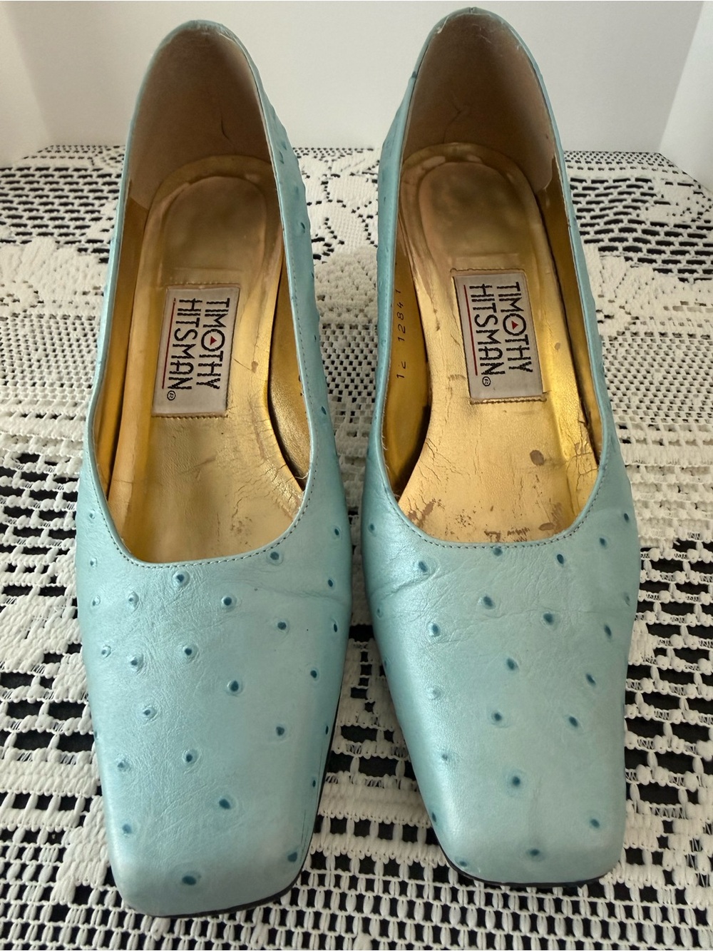 Vintage Leather ostrich Timothy Hitsman Women's Light Aqua block Pumps